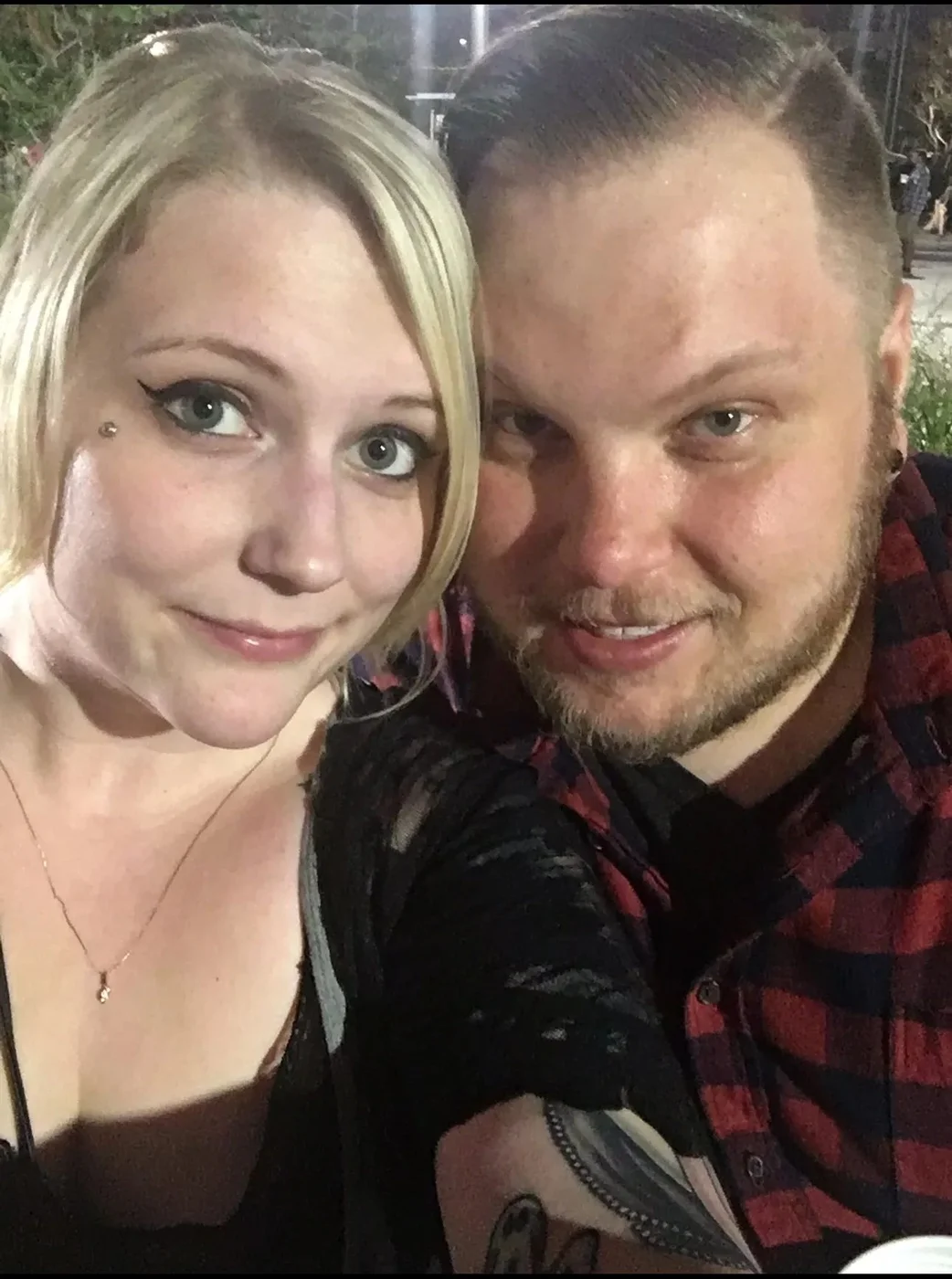 Lindsay and Mike, the husband-and-wife duo behind Hello Mister Spider